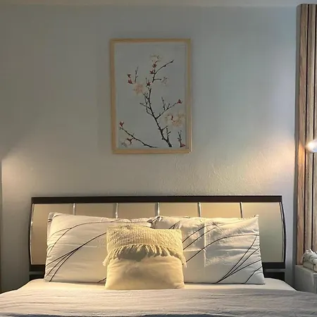 Comfy Flat 2 No Air Condition But Has Ceiling Fans And Heating Apartment *
